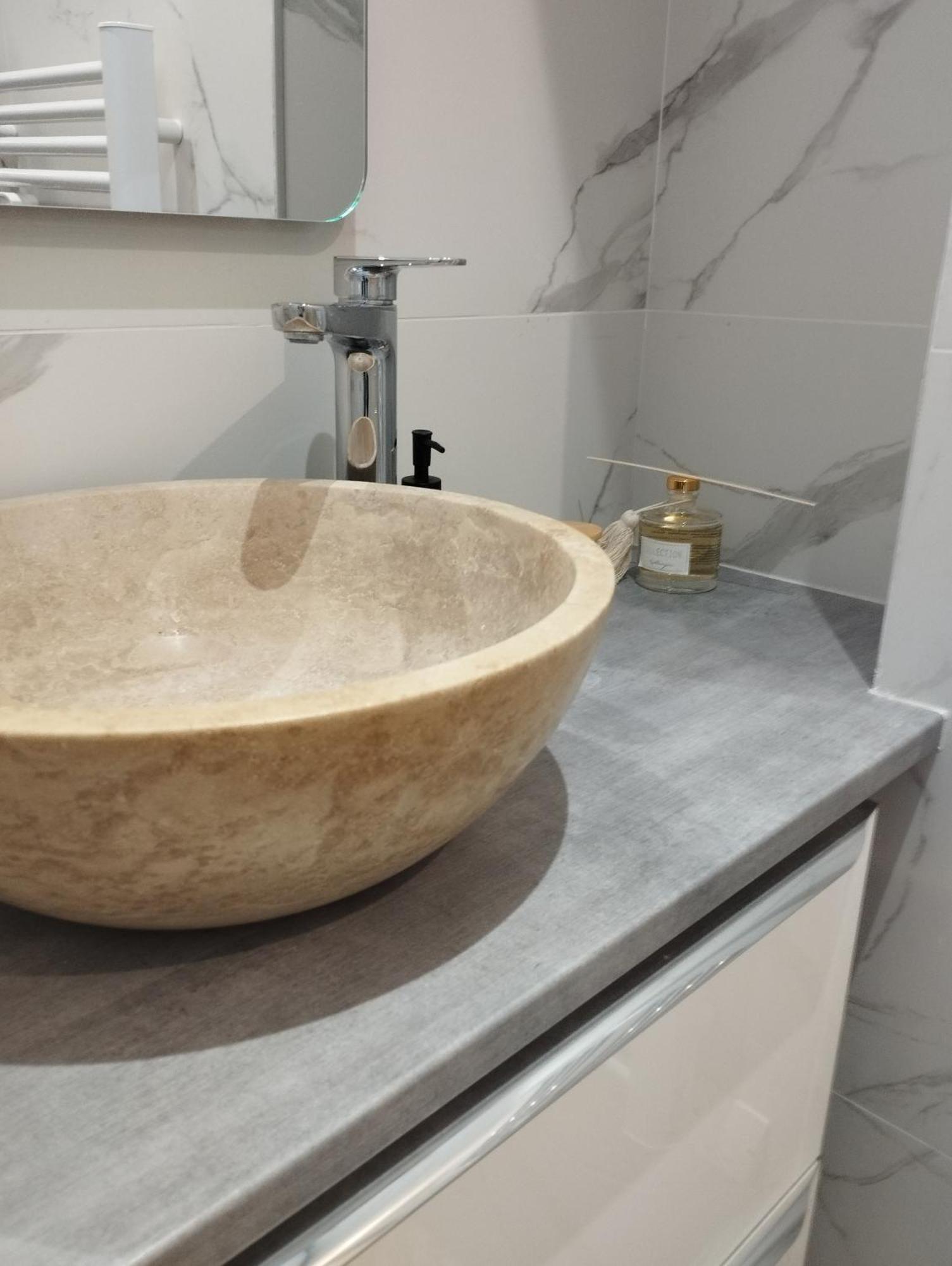 Appartement Lumineux En Rdc Bourgoin-Jallieu Екстериор снимка