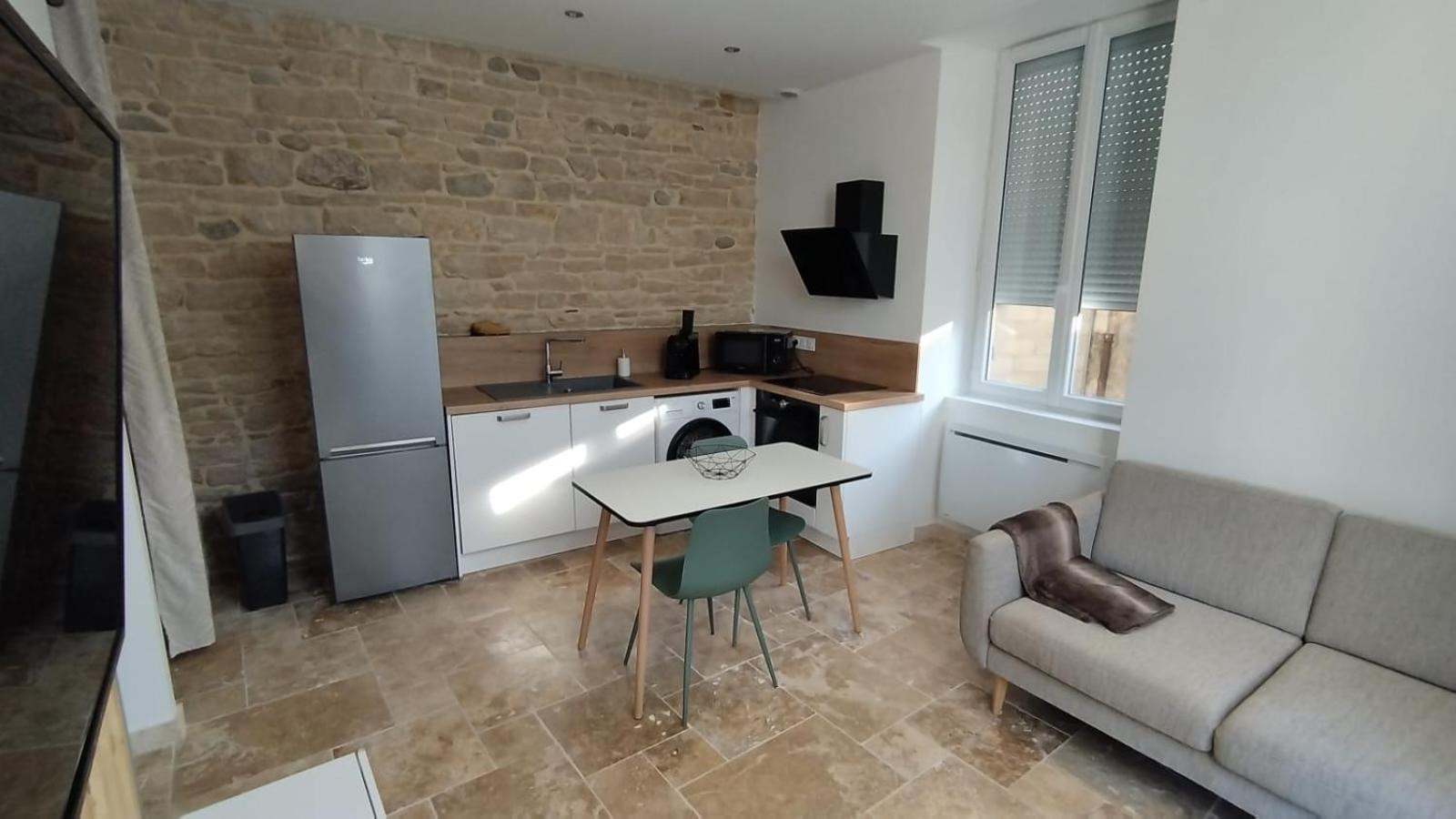Appartement Lumineux En Rdc Bourgoin-Jallieu Екстериор снимка